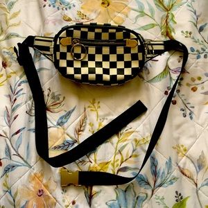 ❓Checkered Fanny Pack❓